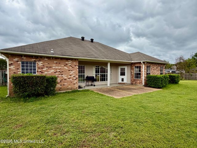 105 Edinburgh Lane, Clinton, MS 39056