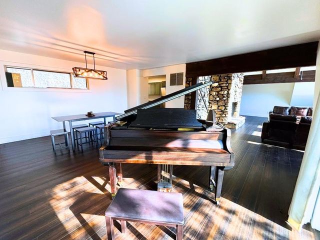 9 Uno Circle, Cherokee Village, AR 72529