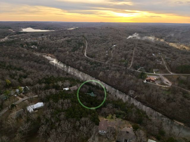 9 Uno Circle, Cherokee Village, AR 72529