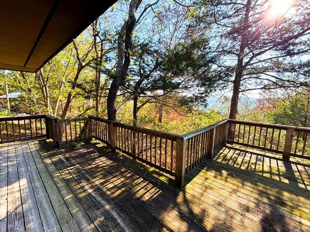 9 Uno Circle, Cherokee Village, AR 72529