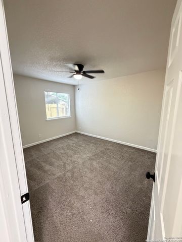 123 Moss Valley, San Antonio, TX 78227