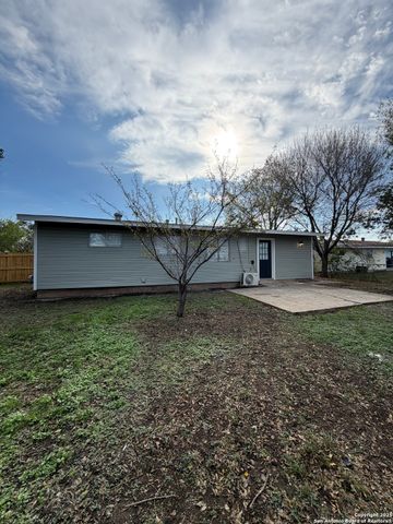 123 Moss Valley, San Antonio, TX 78227