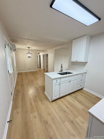 123 Moss Valley, San Antonio, TX 78227