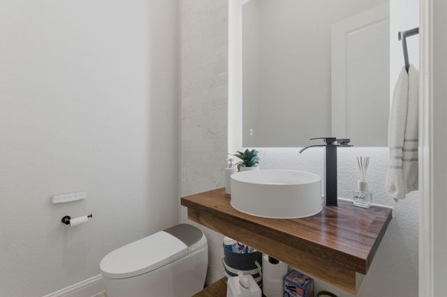 25211 Tara Bend Court, Tomball, TX 77375