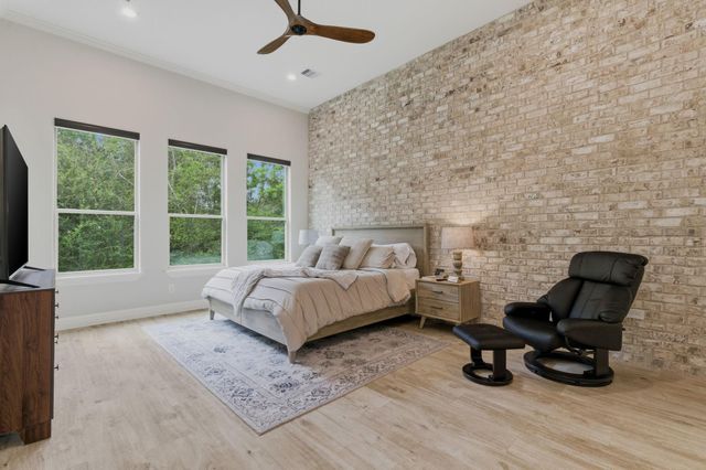 25211 Tara Bend Court, Tomball, TX 77375