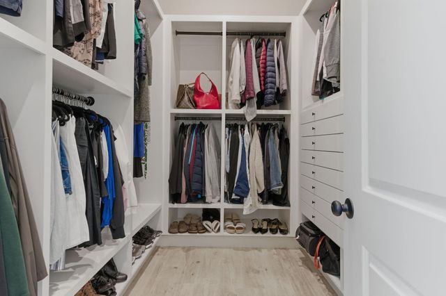 25211 Tara Bend Court, Tomball, TX 77375