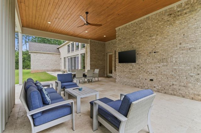 25211 Tara Bend Court, Tomball, TX 77375