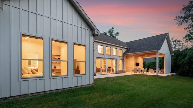 25211 Tara Bend Court, Tomball, TX 77375