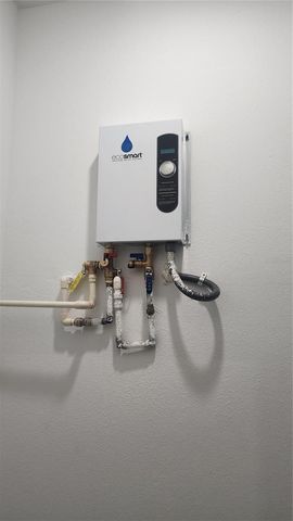 23469 ROSCOE AVENUE, Punta Gorda, FL 33980