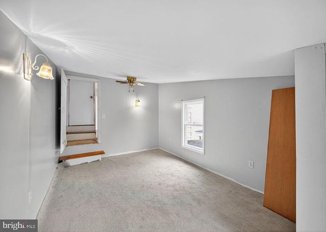 45 W DAHLGREN ST, Greencastle, PA 17225