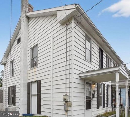 45 W DAHLGREN ST, Greencastle, PA 17225