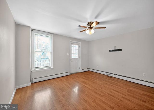 45 W DAHLGREN ST, Greencastle, PA 17225