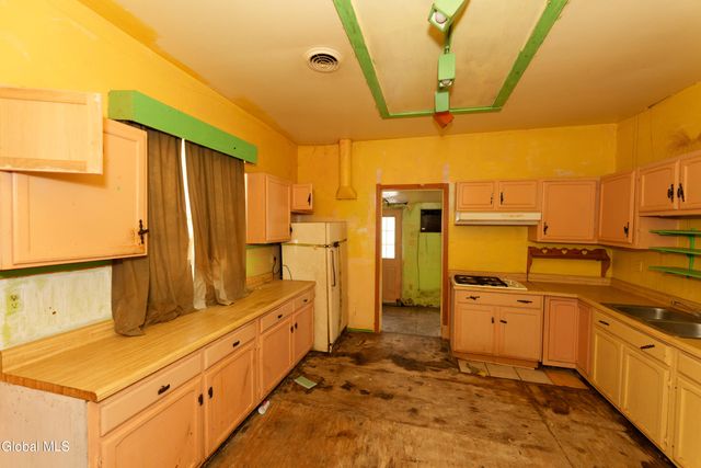 175 Congress Street, Cohoes, NY 12047