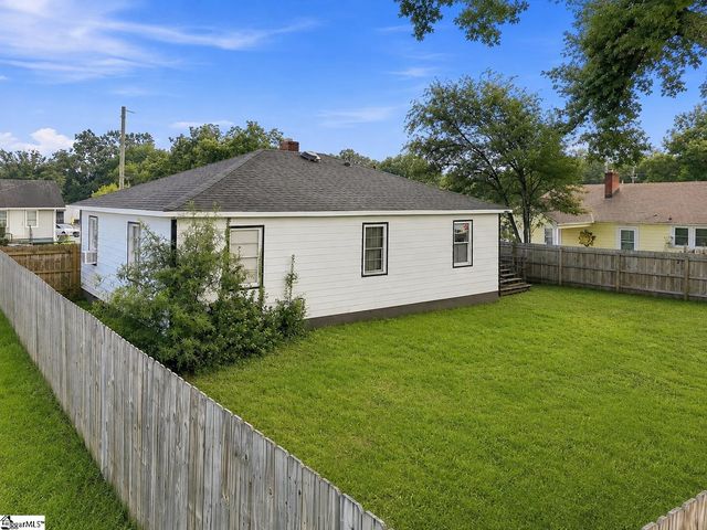 305 Poplar Street, Gaffney, SC 29341