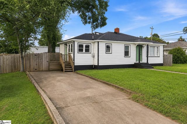 305 Poplar Street, Gaffney, SC 29341
