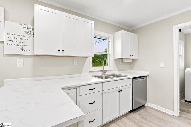 305 Poplar Street, Gaffney, SC 29341