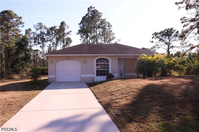 1066 Barnett ST E, Lehigh Acres, FL 33974