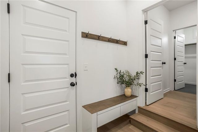 16553 S Stagecoach Street, Olathe, KS 66062