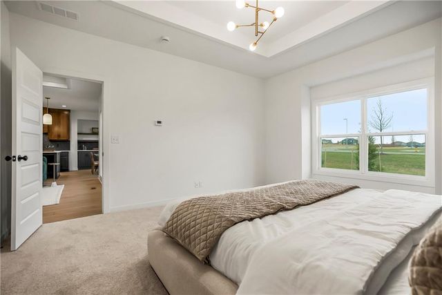 16553 S Stagecoach Street, Olathe, KS 66062