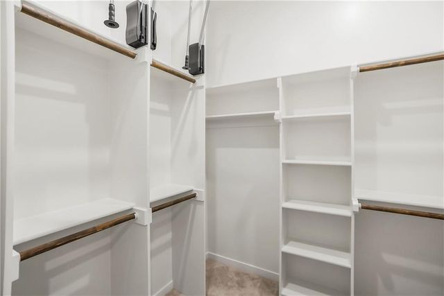 16553 S Stagecoach Street, Olathe, KS 66062