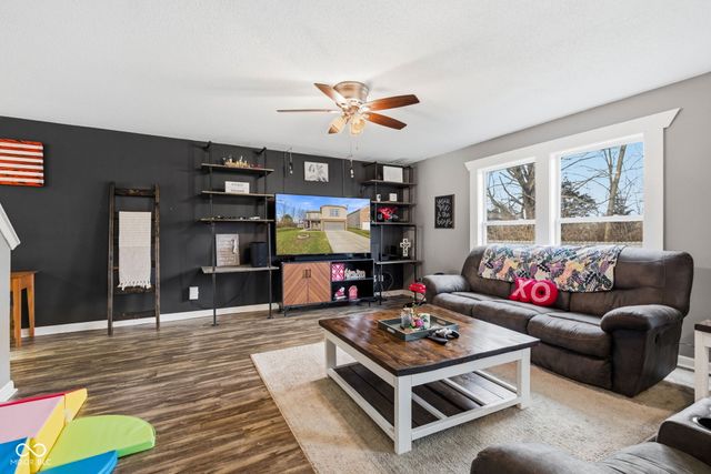 8520 Adams Mills Place, Camby, IN 46113