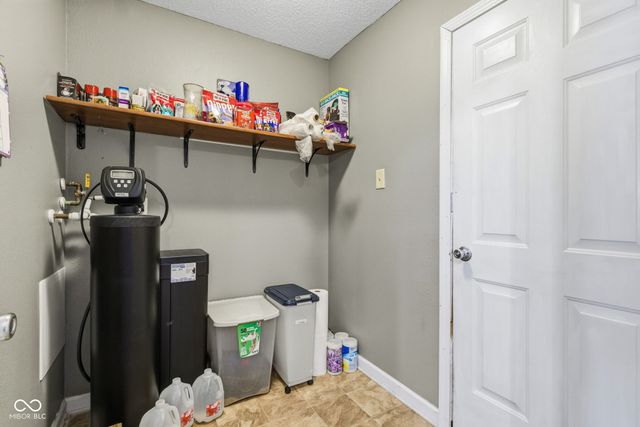 8520 Adams Mills Place, Camby, IN 46113