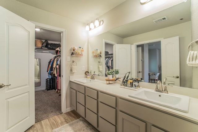 1260 Jones Trail, Lewisville, TX 75077