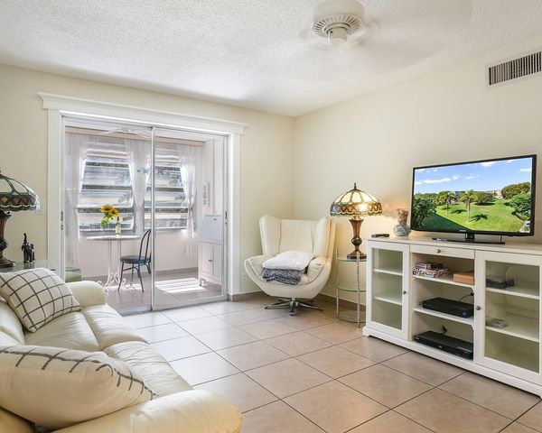 2615 NE 3rd Court 3140, Boynton Beach, FL 33435