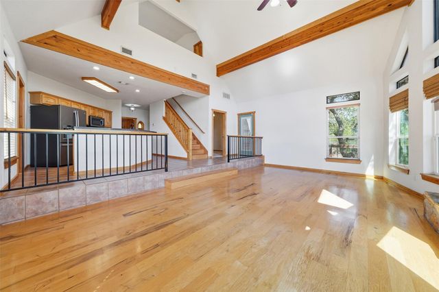 601 Echo DR, Spicewood, TX 78669