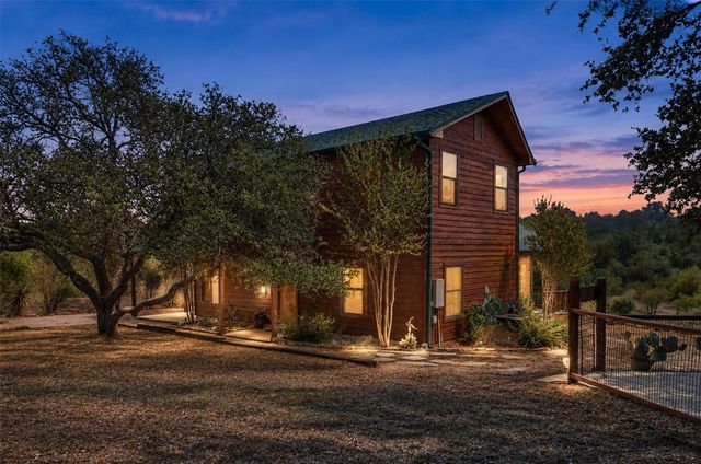 601 Echo DR, Spicewood, TX 78669