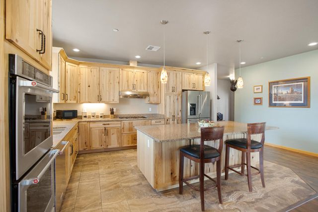 5425 Muskrat Road, Weed, CA 96094
