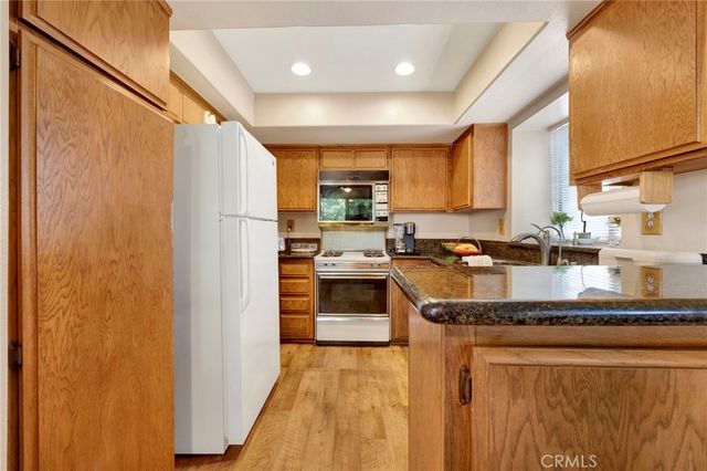 456 E San Jose Avenue B, Burbank, CA 91501