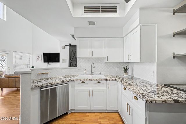 101 N 7TH Street 212, Phoenix, AZ 85034