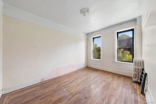 37-16 83 4B, Jackson Heights, NY 11372