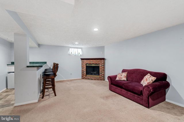 109 1ST AVE W, Glen Burnie, MD 21061