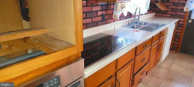 137 HUMBIRD ST, Cumberland, MD 21502