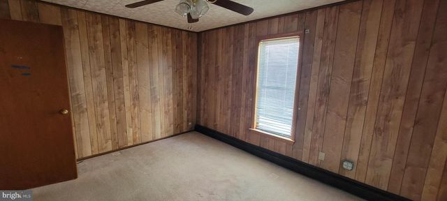 137 HUMBIRD ST, Cumberland, MD 21502