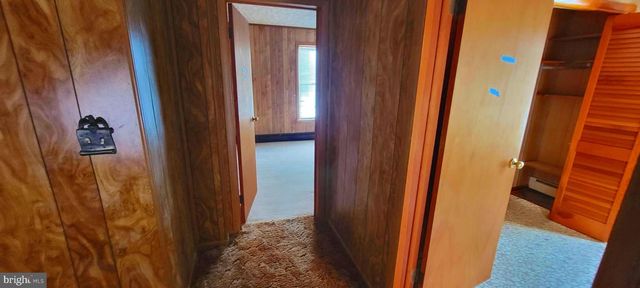 137 HUMBIRD ST, Cumberland, MD 21502