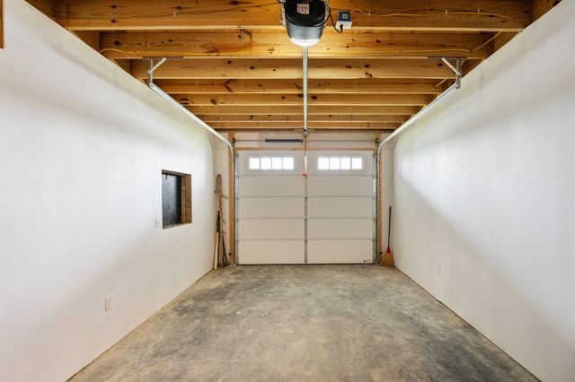 347 LAKESHORE DR, Sugar Tree, TN 38380