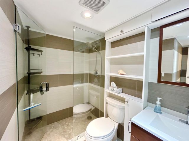 223 Pine Hov Circle C-2, Greenacres, FL 33463