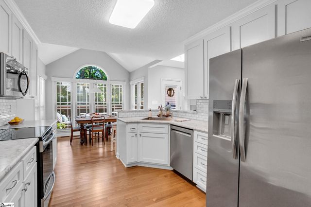6 Kingsbury Way, Greenville, SC 29617