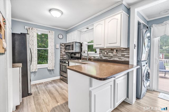 19 Hickok Avenue, Bethel, CT 06801