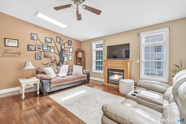 19 Hickok Avenue, Bethel, CT 06801