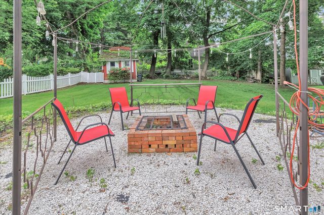 19 Hickok Avenue, Bethel, CT 06801