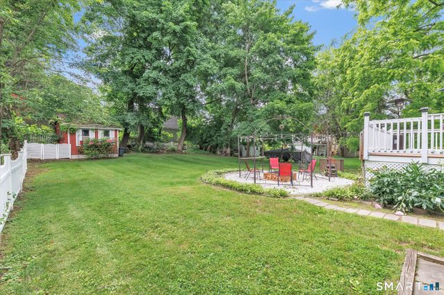 19 Hickok Avenue, Bethel, CT 06801