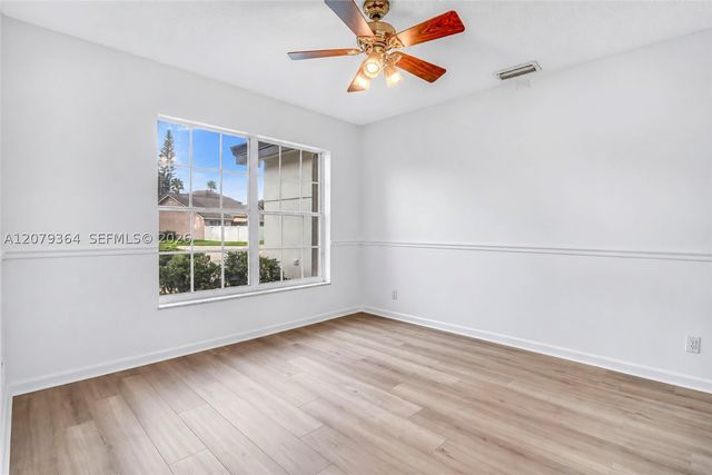 743 NW 174th Ter, Pembroke Pines, FL 33029