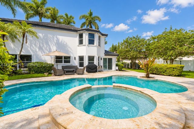 743 NW 174th Ter, Pembroke Pines, FL 33029