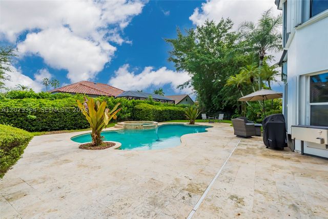 743 NW 174th Ter, Pembroke Pines, FL 33029