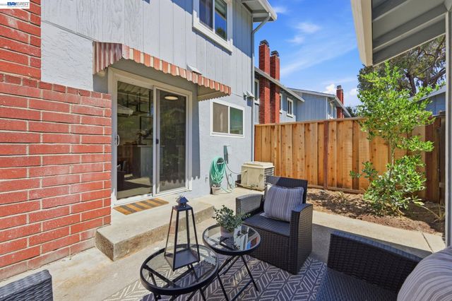 1486 Newhall Pkwy, Concord, CA 94521