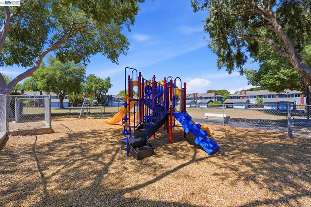 1486 Newhall Pkwy, Concord, CA 94521